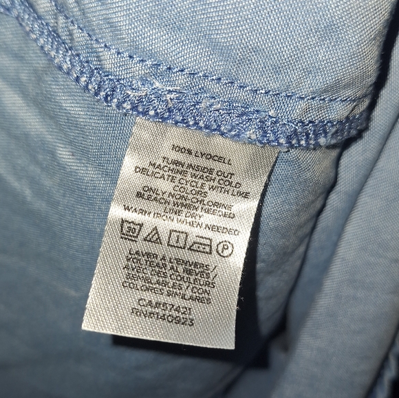 LOFT | 100% Lyrocell Ruffle Shoulder Pullover Chambray Top - Blue - Picture 13 of 15